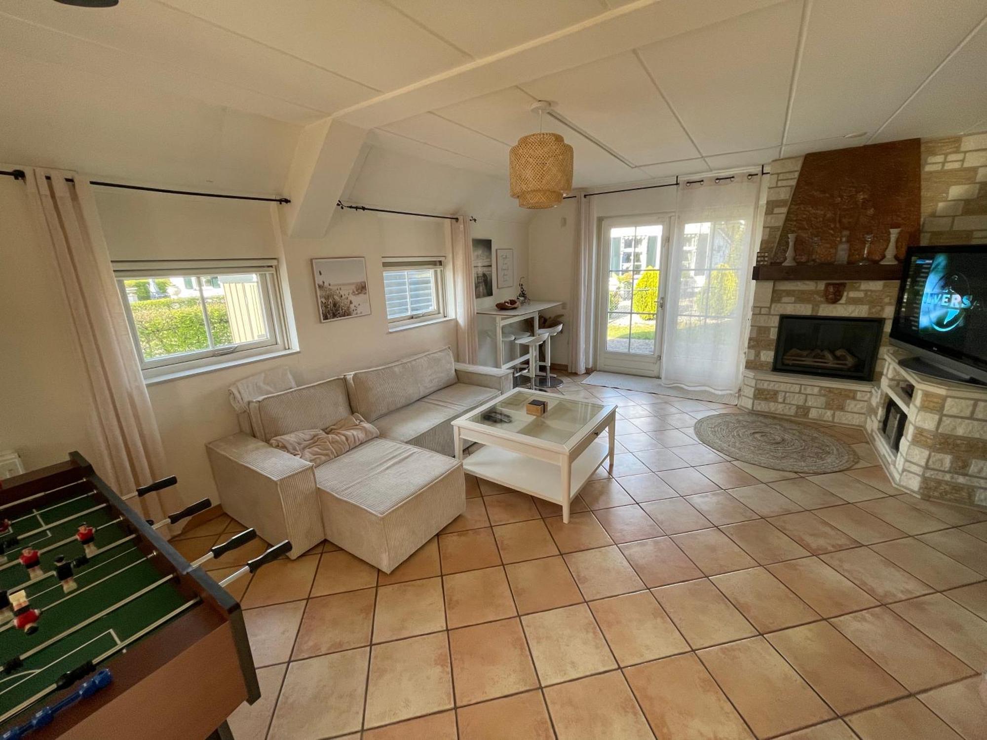 Freistehendes Ferienhaus Am See Naehe Roermond Heel Dış mekan fotoğraf